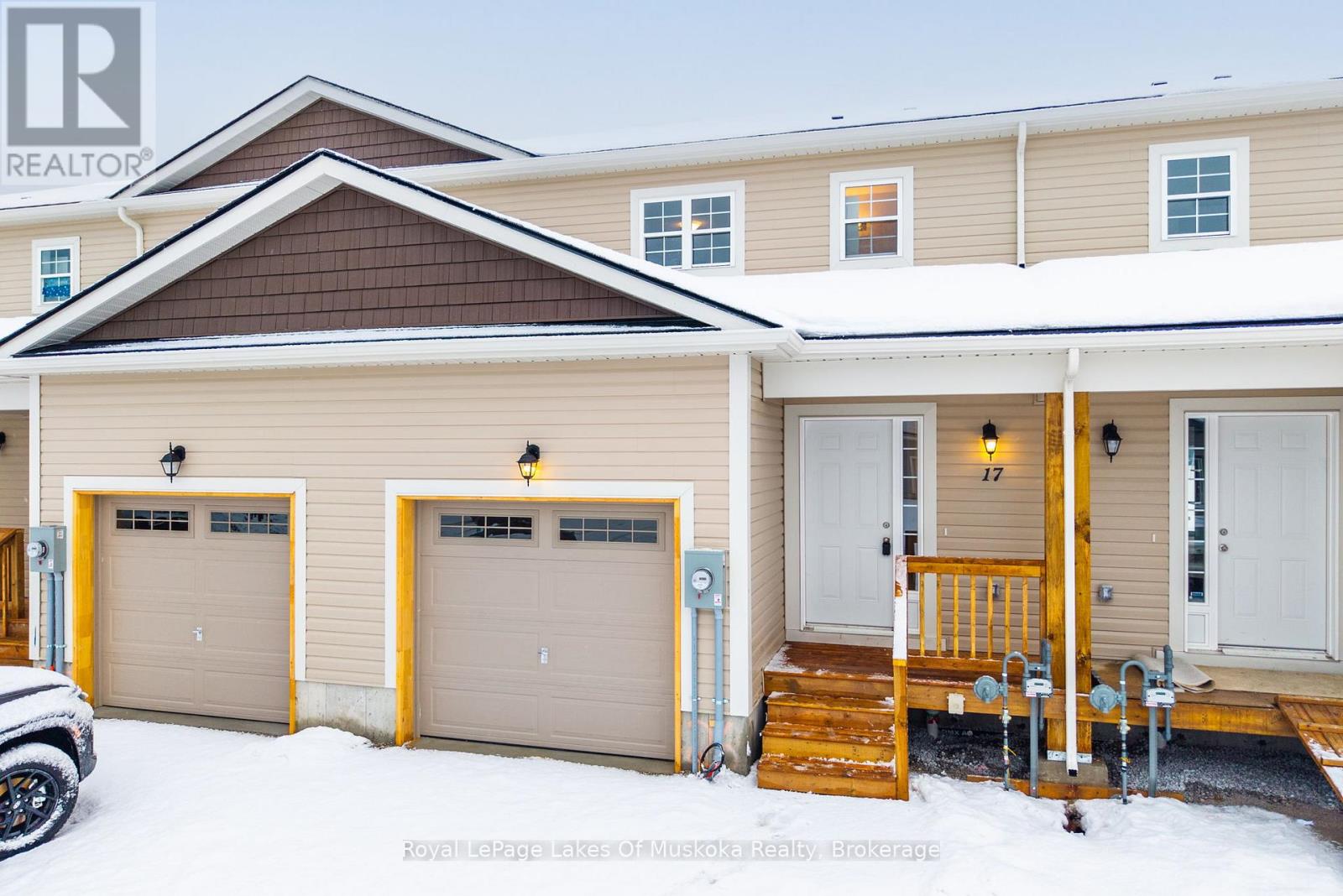 17 Mcconnell Crescent, Bracebridge, Ontario  P1L 0N7 - Photo 1 - X12668642