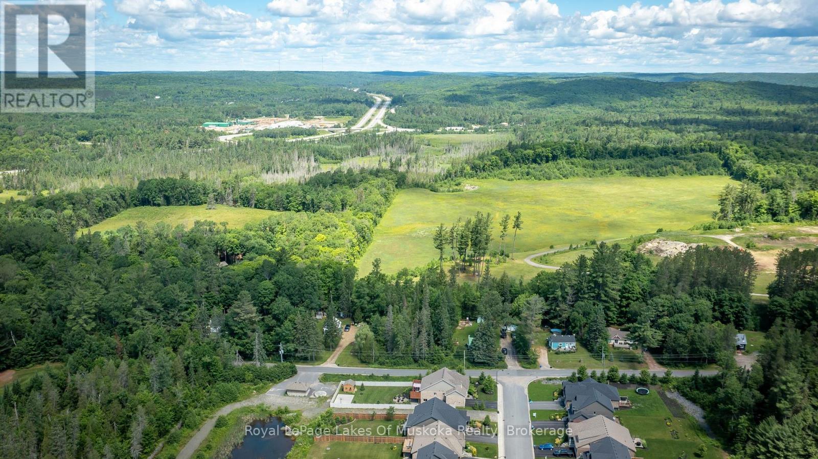 75 Selkirk Drive, Huntsville, Ontario  P1H 0C6 - Photo 40 - X12671074