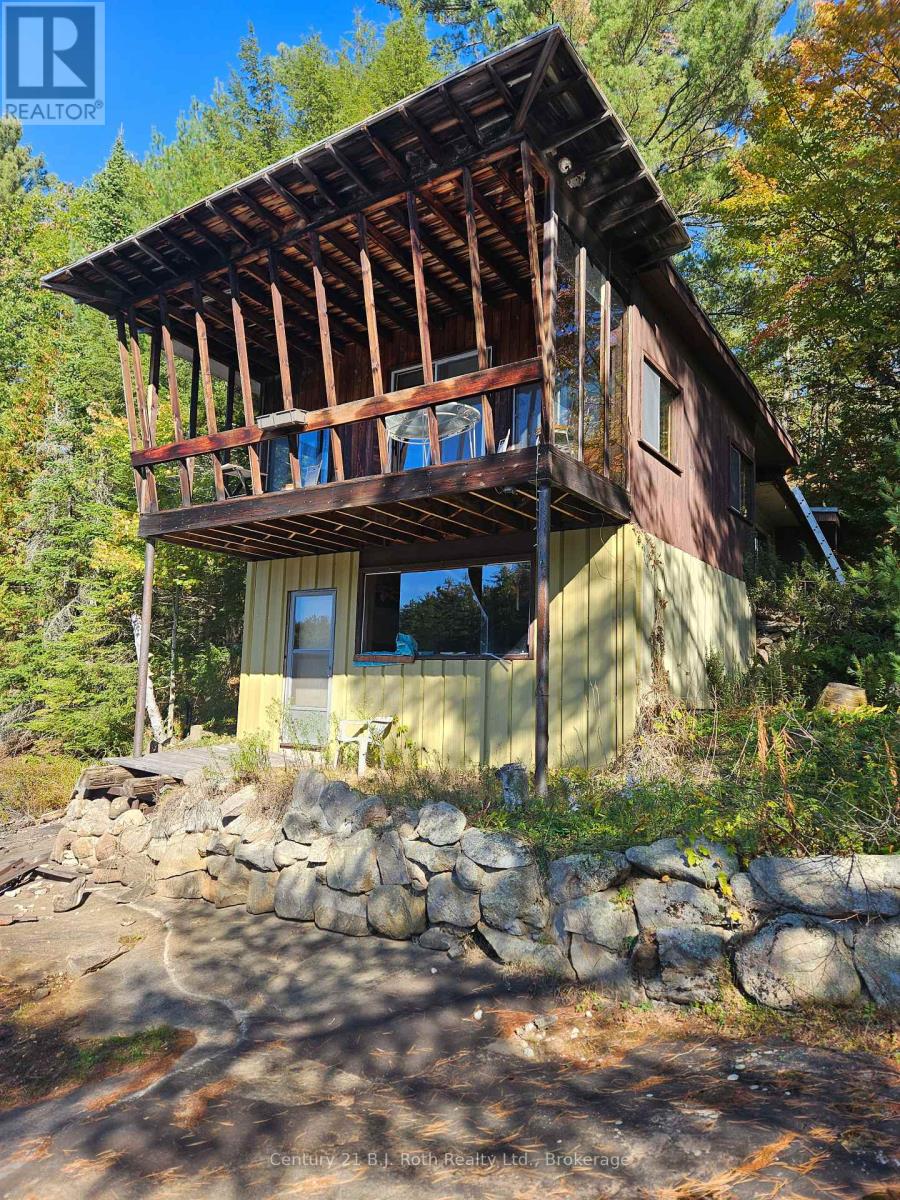 1112 Sam Cook Road, Gravenhurst, Ontario  P1P 1R3 - Photo 13 - X12672910