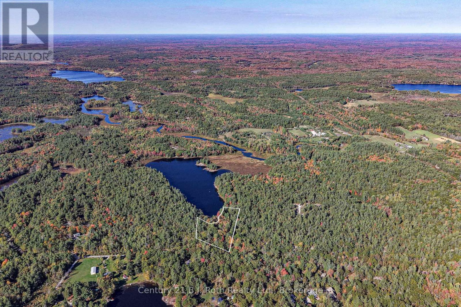 1112 Sam Cook Road, Gravenhurst, Ontario  P1P 1R3 - Photo 21 - X12672910