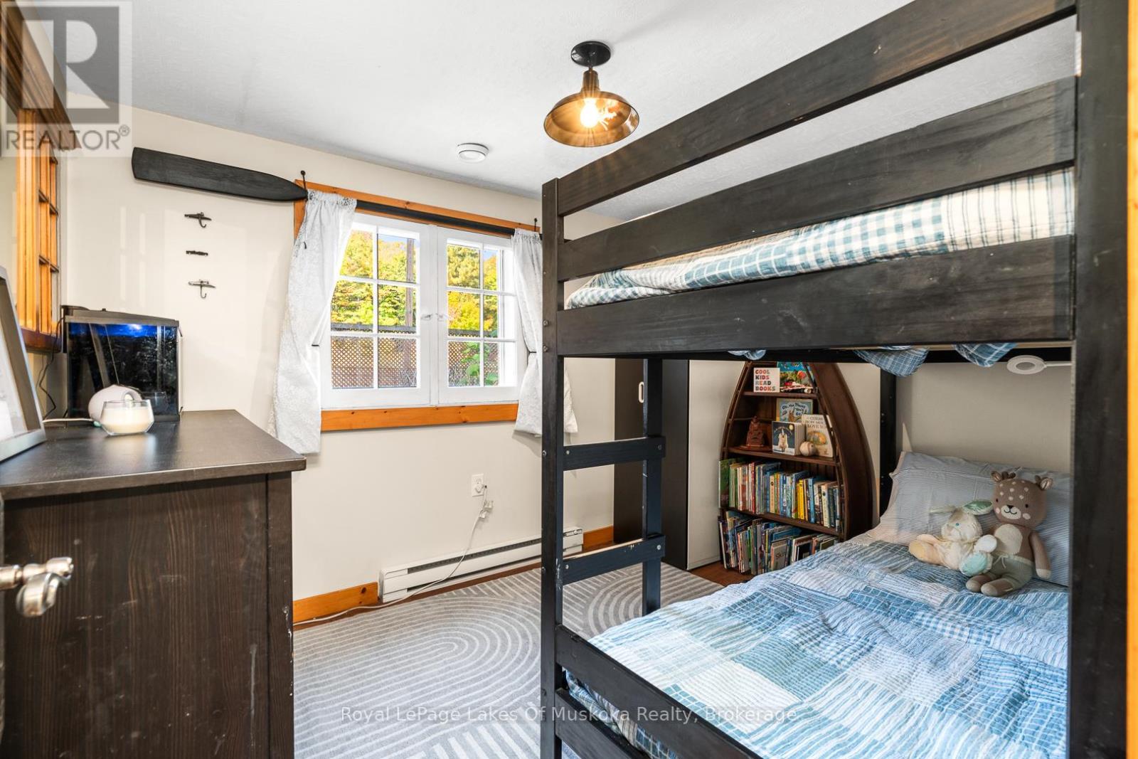 3921 Ravenscliffe Road, Huntsville, Ontario  P1H 2J2 - Photo 22 - X12673216