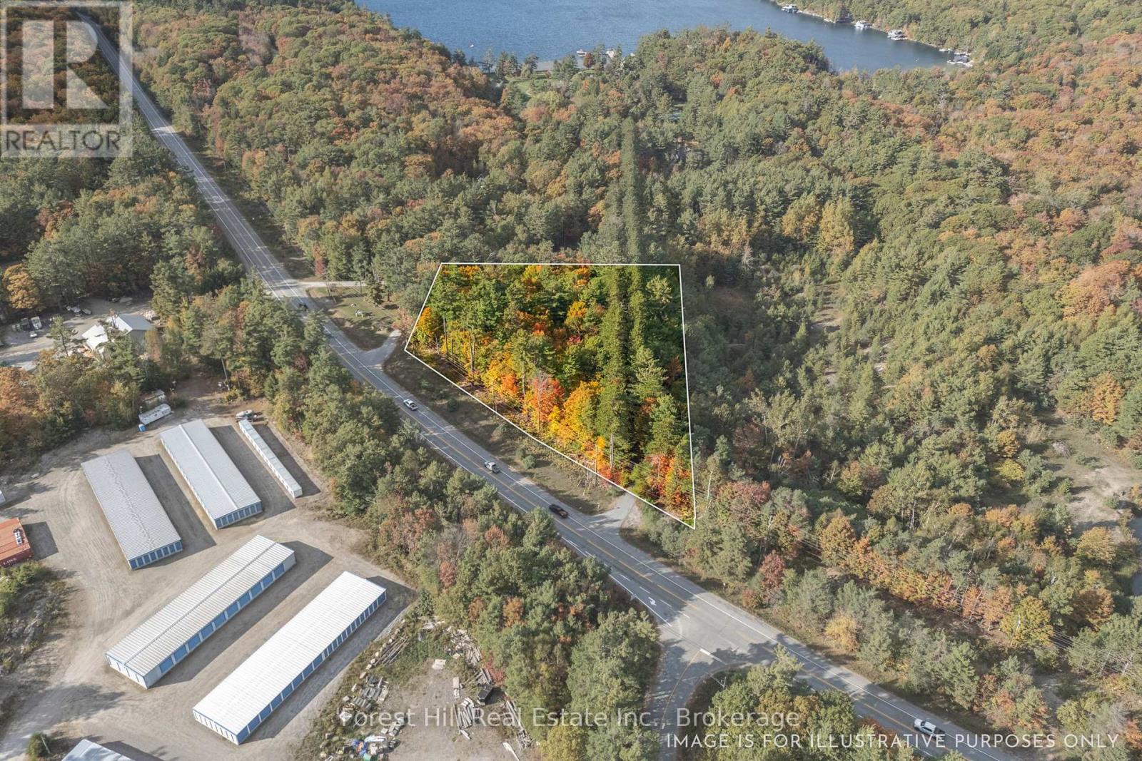 3864 Highway 118 W, Muskoka Lakes, Ontario  P0B 1J0 - Photo 1 - X12677892