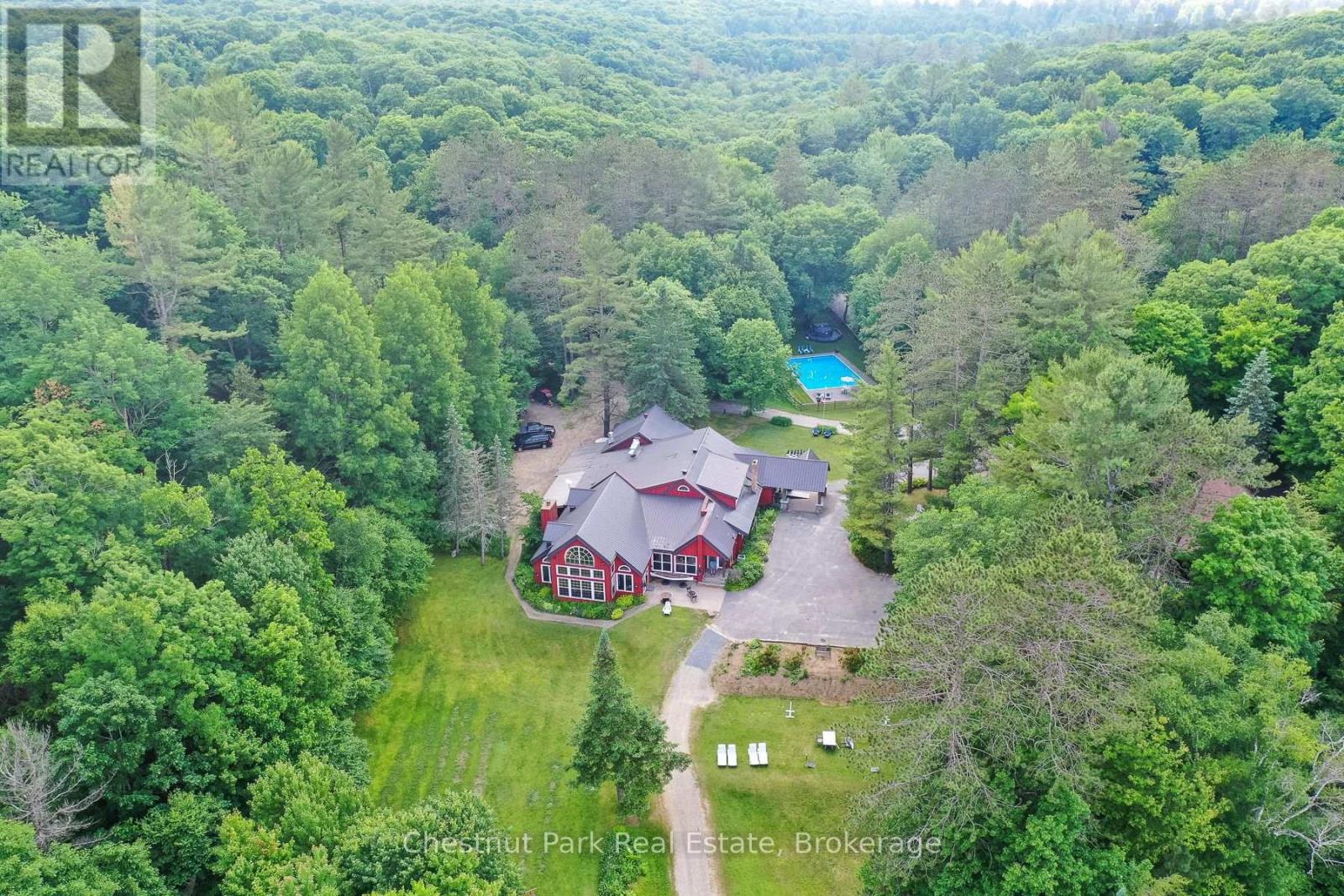 848 Clearwater Lake Road, Huntsville, Ontario  P0B 1L0 - Photo 2 - X12678452