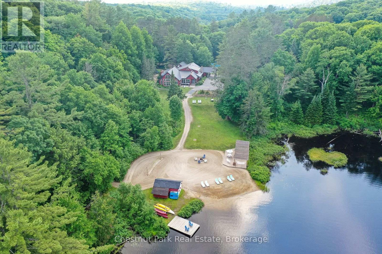 848 Clearwater Lake Road, Huntsville, Ontario  P0B 1L0 - Photo 1 - X12678506