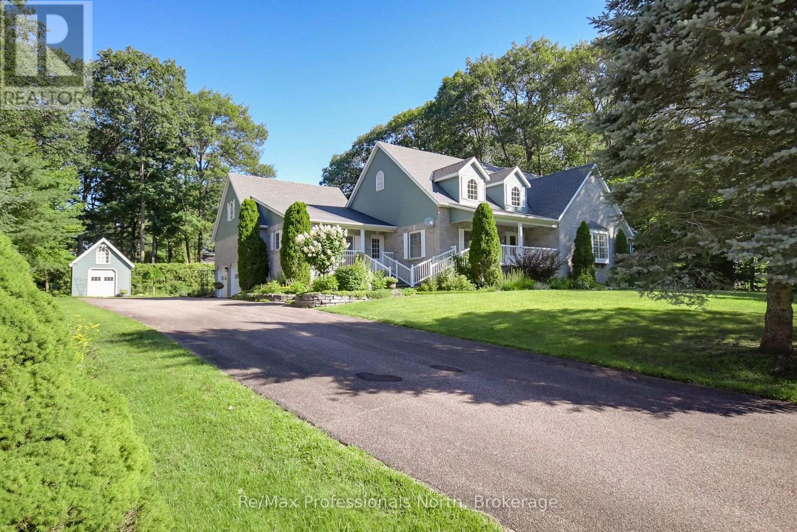 160 Tiffany Trail, Gravenhurst, Ontario  P1P 1A6 - Photo 1 - X12679624