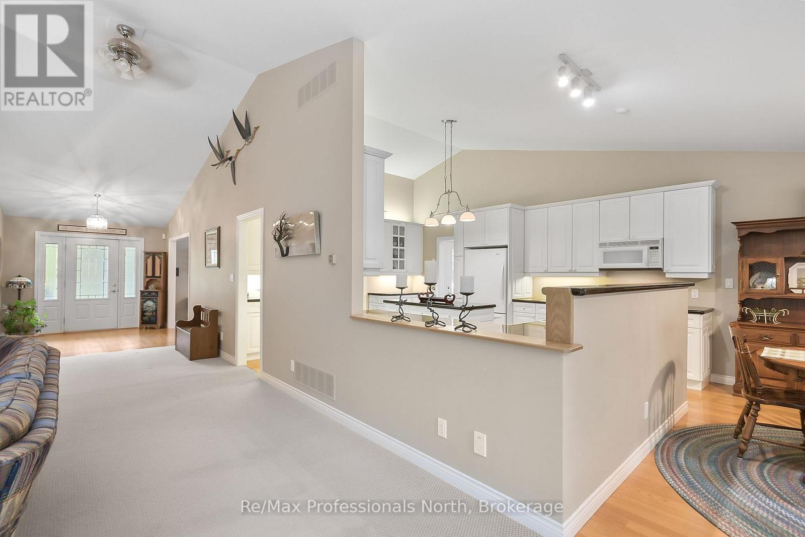 160 Tiffany Trail, Gravenhurst, Ontario  P1P 1A6 - Photo 18 - X12679624