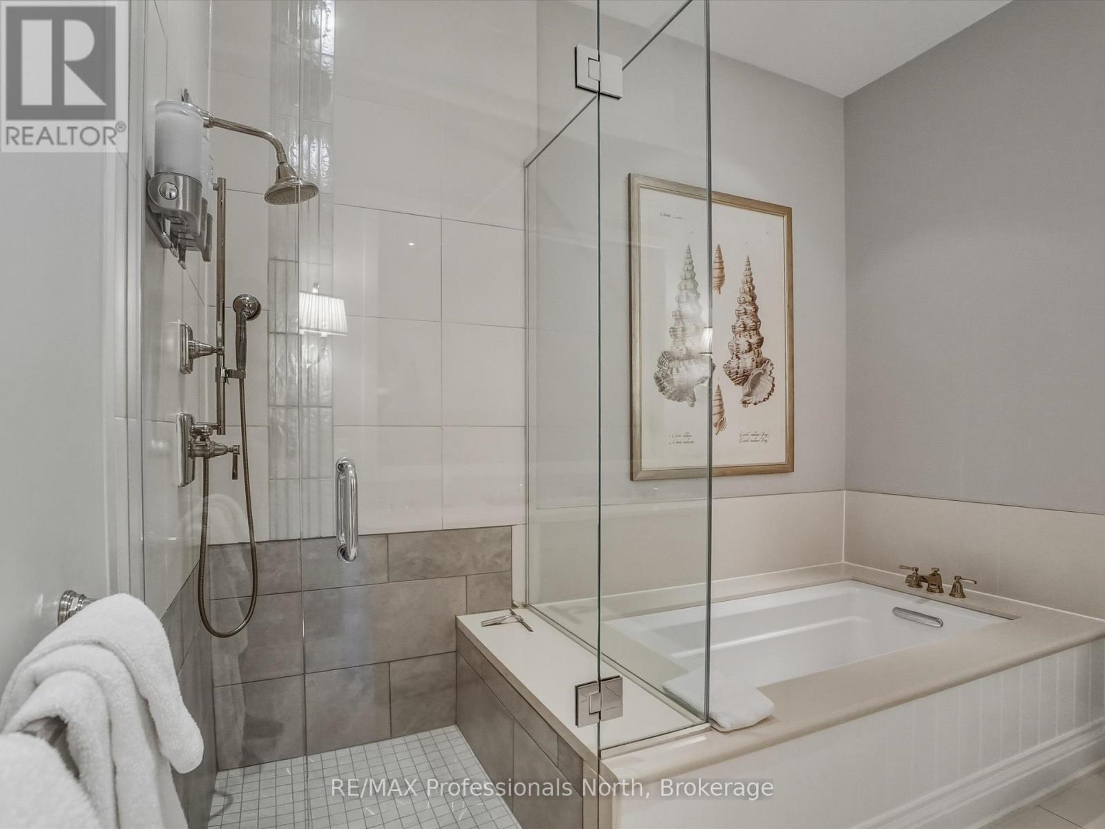 C6 5b - 1003 Matthews Drive, Muskoka Lakes, Ontario  P0B 1P0 - Photo 36 - X12680376