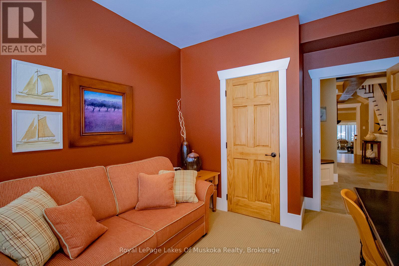 Villa 15 W 10 - 1020 Birch Glen Road, Lake Of Bays, Ontario  P0B 1A0 - Photo 18 - X12680714