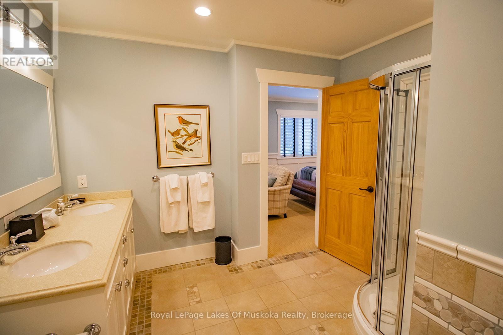 Villa 15 W 10 - 1020 Birch Glen Road, Lake Of Bays, Ontario  P0B 1A0 - Photo 29 - X12680714