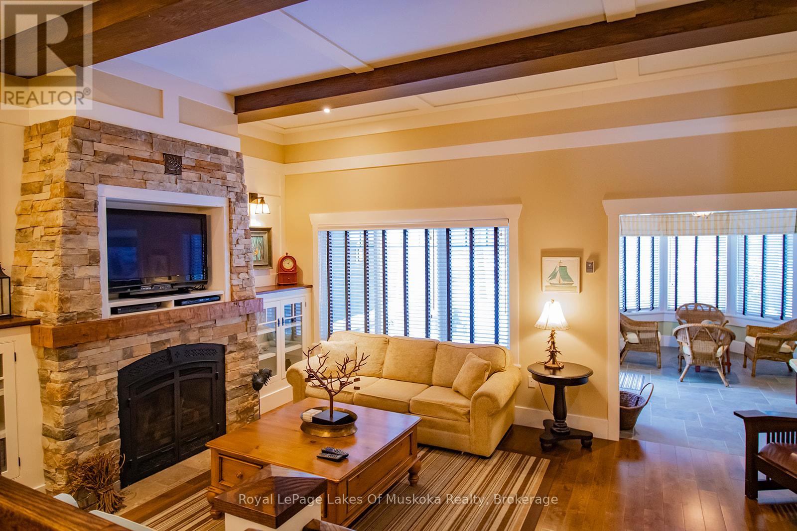 Villa 15 W 10 - 1020 Birch Glen Road, Lake Of Bays, Ontario  P0B 1A0 - Photo 8 - X12680714