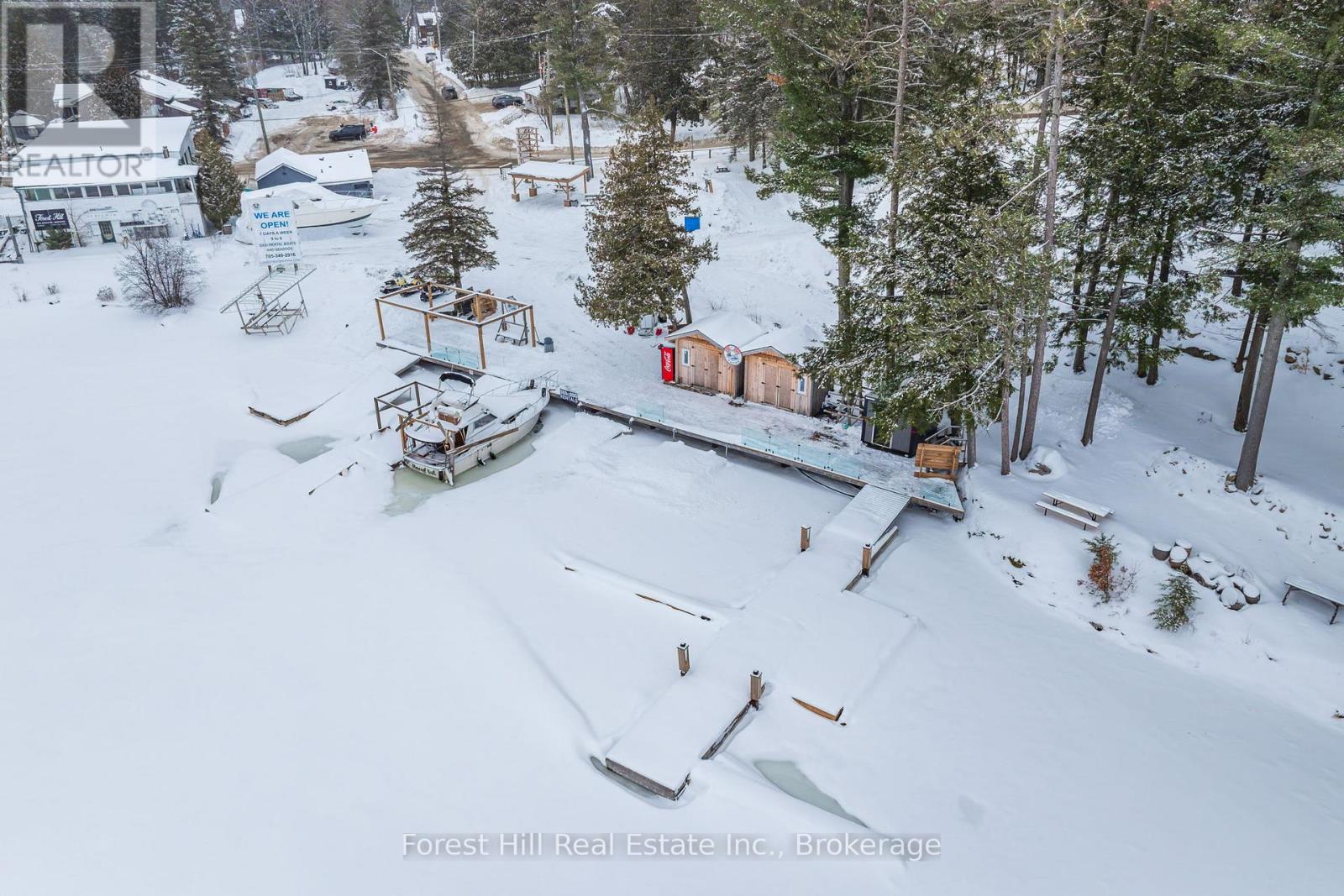 1092 Main Street, Lake Of Bays, Ontario  P0B 1A0 - Photo 10 - X12681198