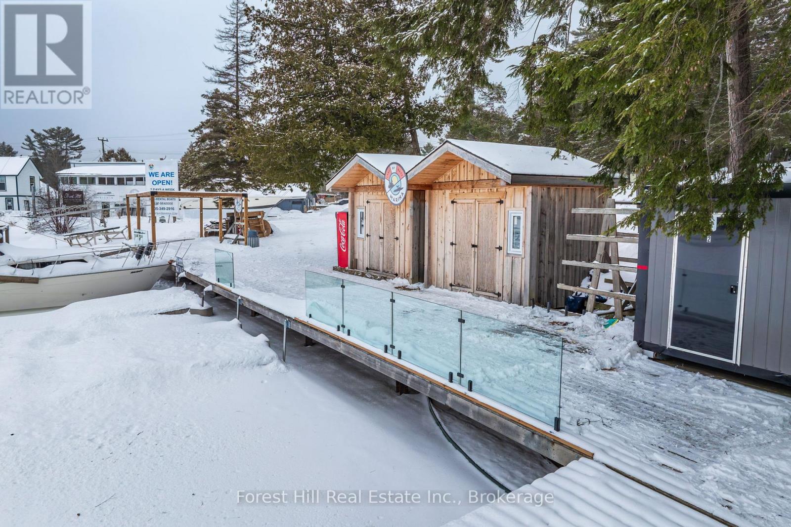 1092 Main Street, Lake Of Bays, Ontario  P0B 1A0 - Photo 5 - X12681198