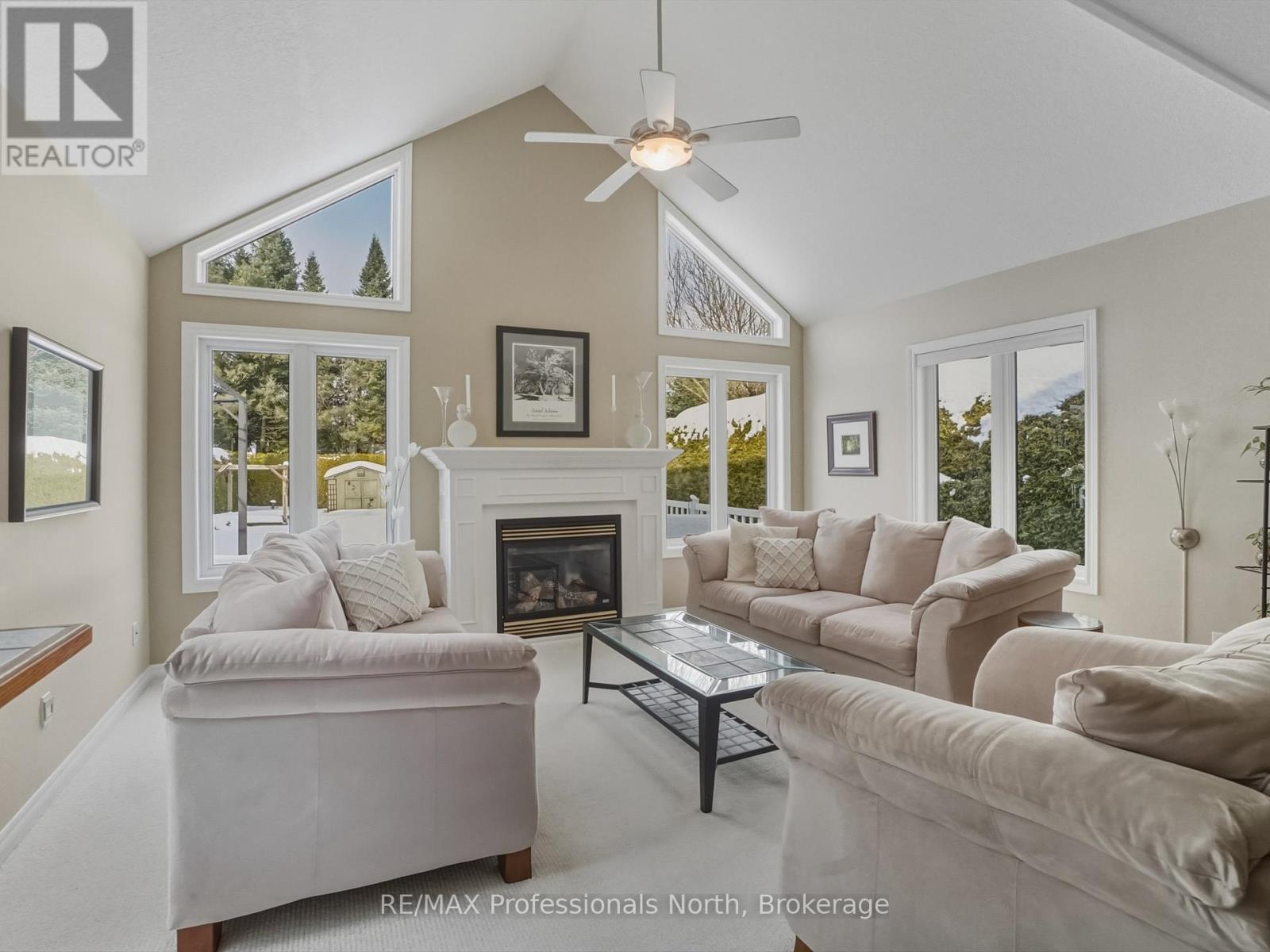 77 Ewing Street, Bracebridge, Ontario  P1L 2H7 - Photo 1 - X12681994