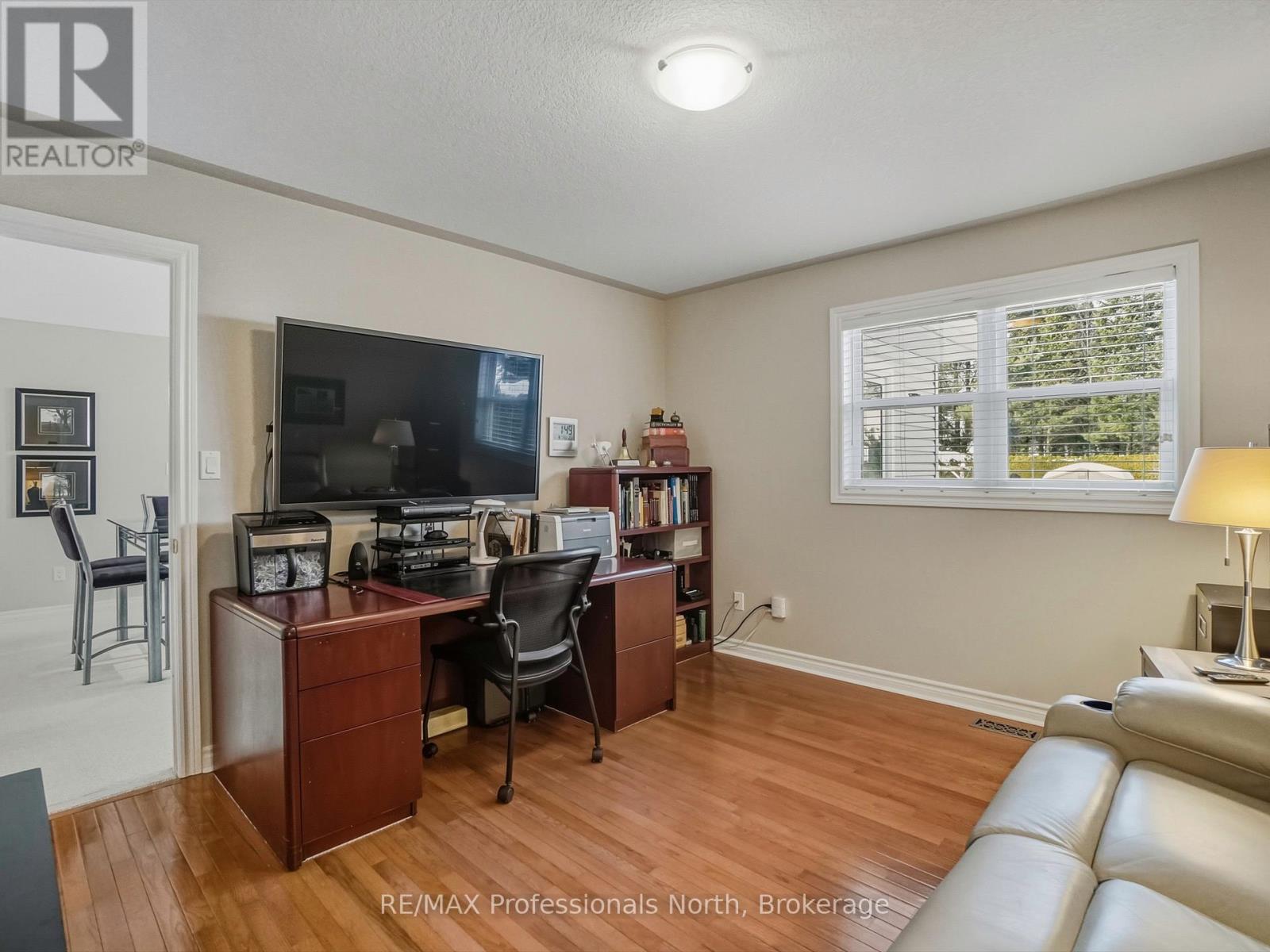 77 Ewing Street, Bracebridge, Ontario  P1L 2H7 - Photo 10 - X12681994