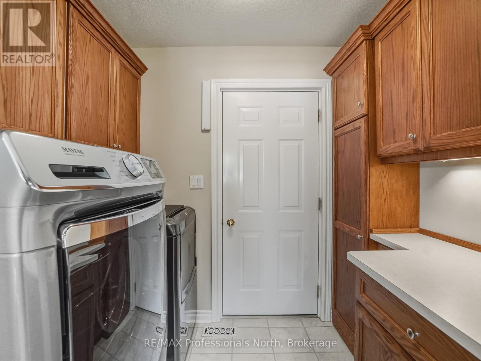 77 Ewing Street, Bracebridge, Ontario  P1L 2H7 - Photo 15 - X12681994