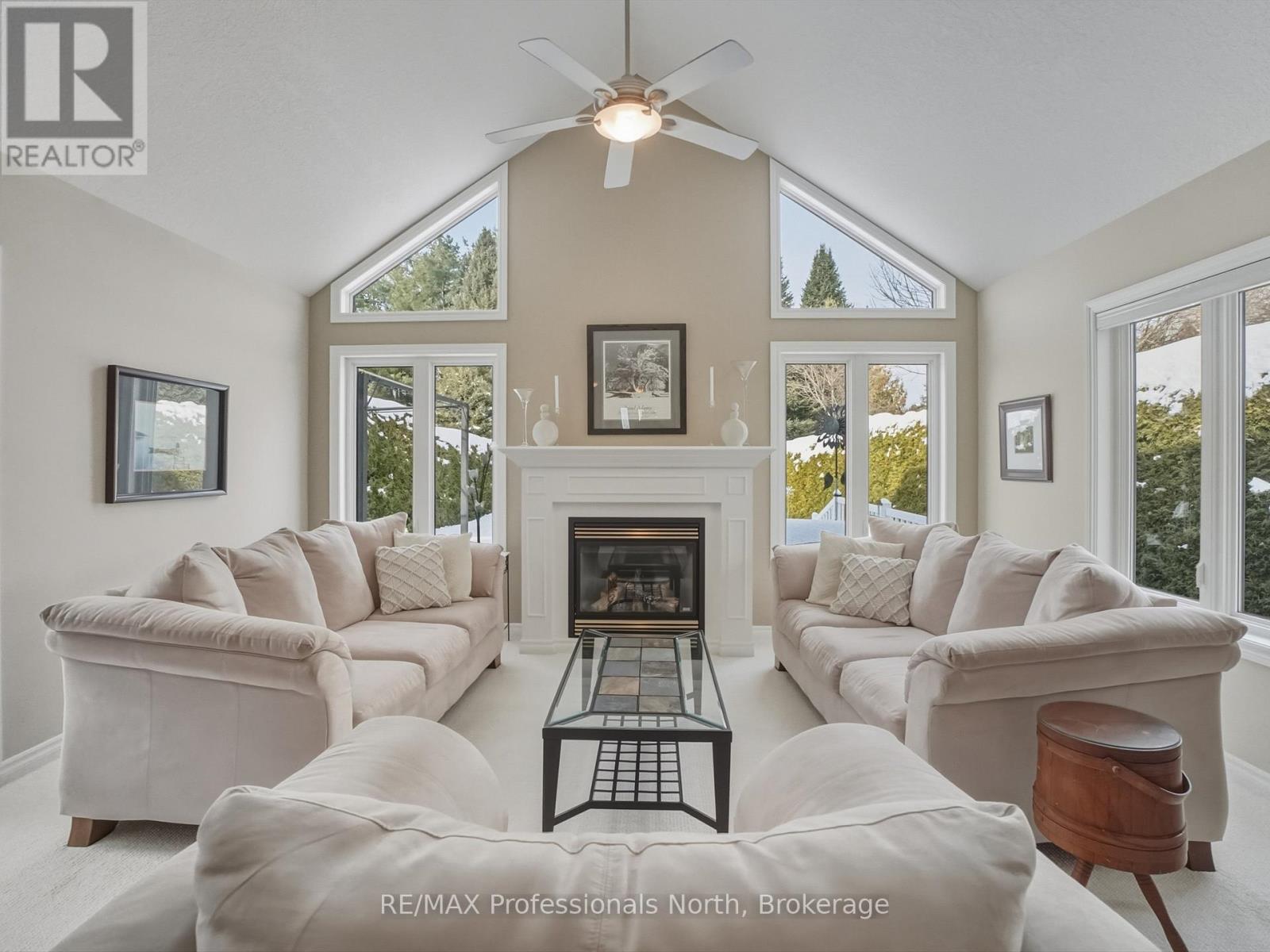 77 Ewing Street, Bracebridge, Ontario  P1L 2H7 - Photo 2 - X12681994