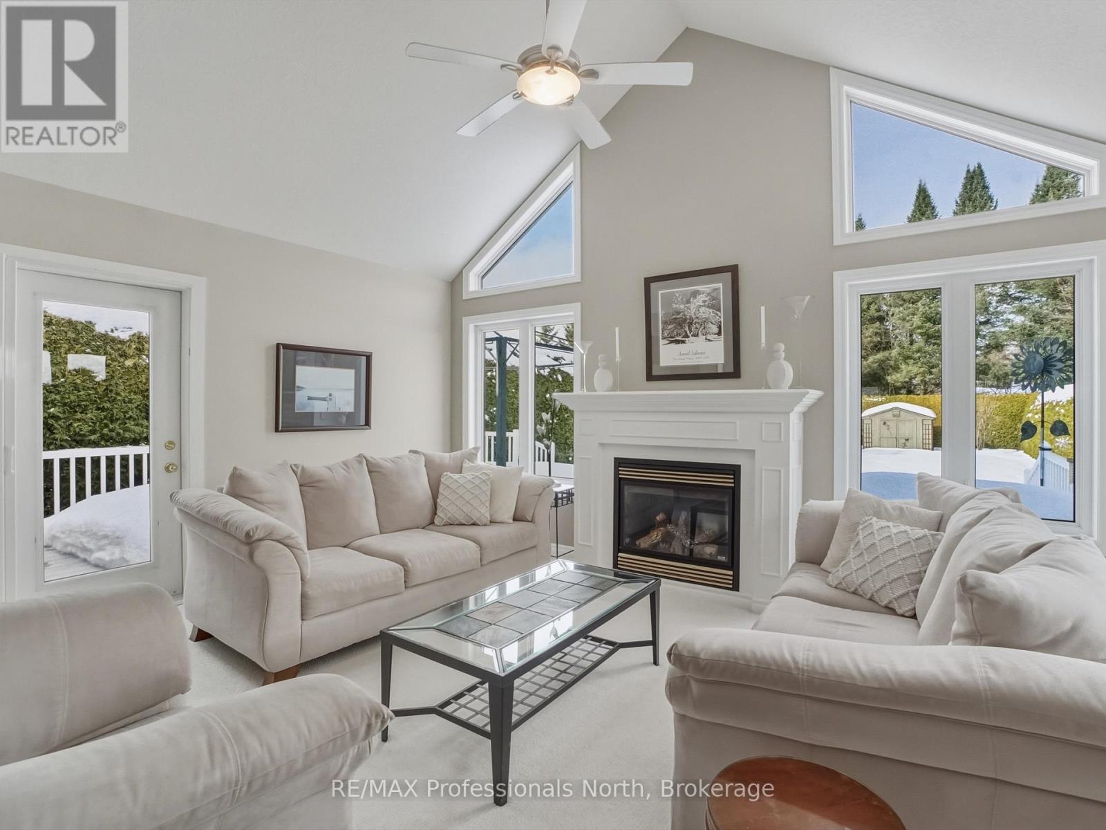 77 Ewing Street, Bracebridge, Ontario  P1L 2H7 - Photo 3 - X12681994