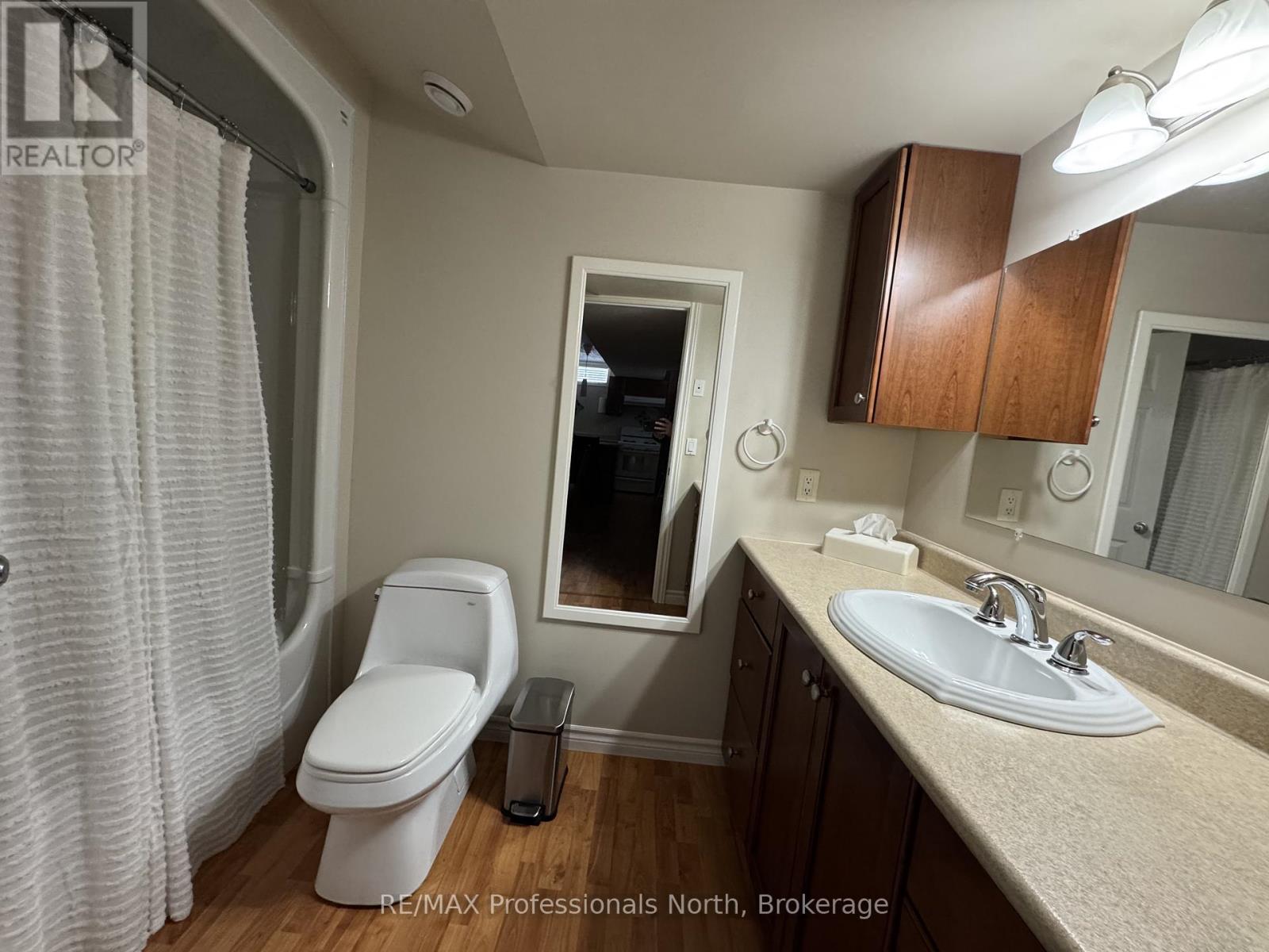 77 Ewing Street, Bracebridge, Ontario  P1L 2H7 - Photo 31 - X12681994