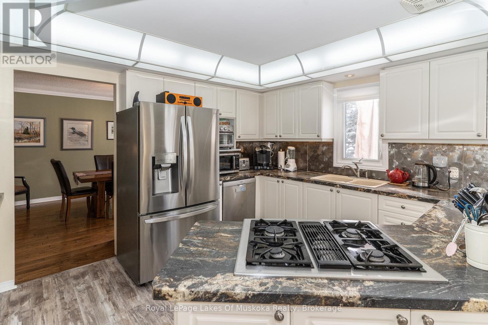 55 Shoreline Drive, Bracebridge, Ontario  P1L 1Z3 - Photo 16 - X12682166