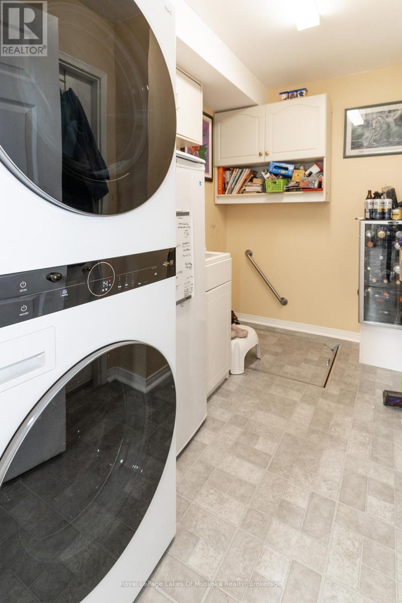 55 Shoreline Drive, Bracebridge, Ontario  P1L 1Z3 - Photo 30 - X12682166