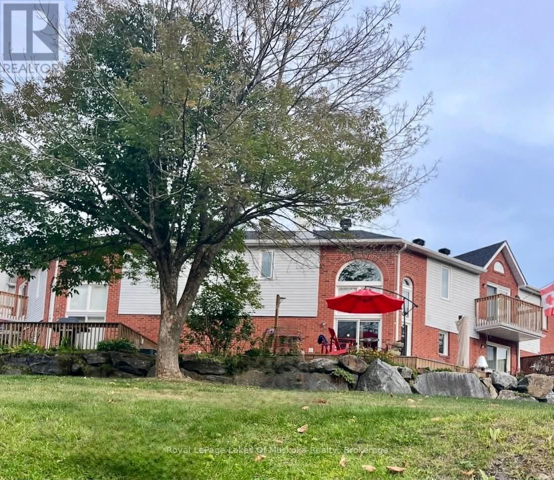 55 Shoreline Drive, Bracebridge, Ontario  P1L 1Z3 - Photo 47 - X12682166