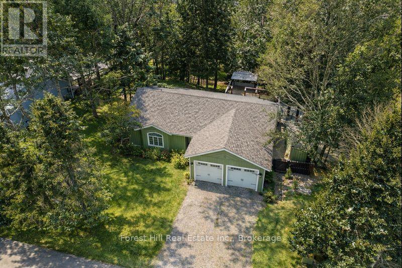 33 Meadow Heights Drive, Bracebridge, Ontario  P1L 1A2 - Photo 2 - X12684876