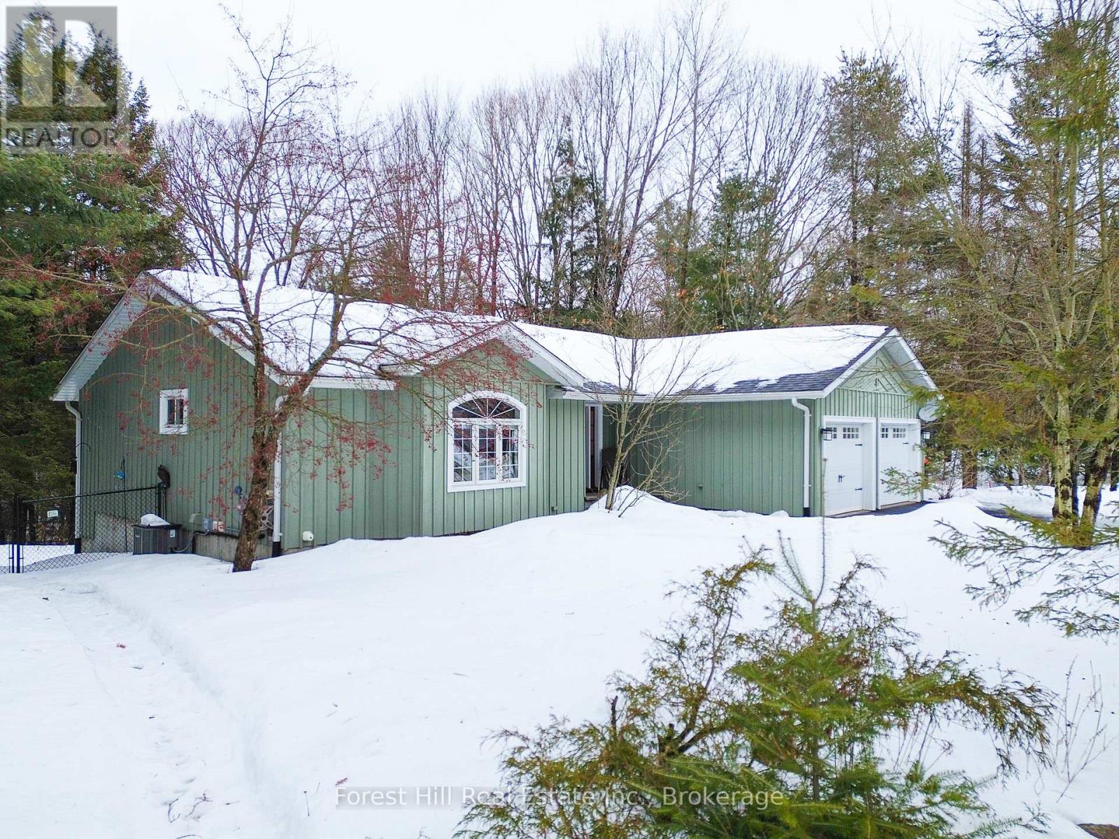 33 Meadow Heights Drive, Bracebridge, Ontario  P1L 1A2 - Photo 5 - X12684876