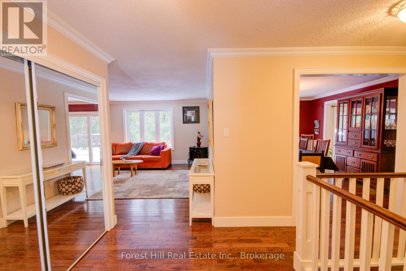 33 Meadow Heights Drive, Bracebridge, Ontario  P1L 1A2 - Photo 6 - X12684876