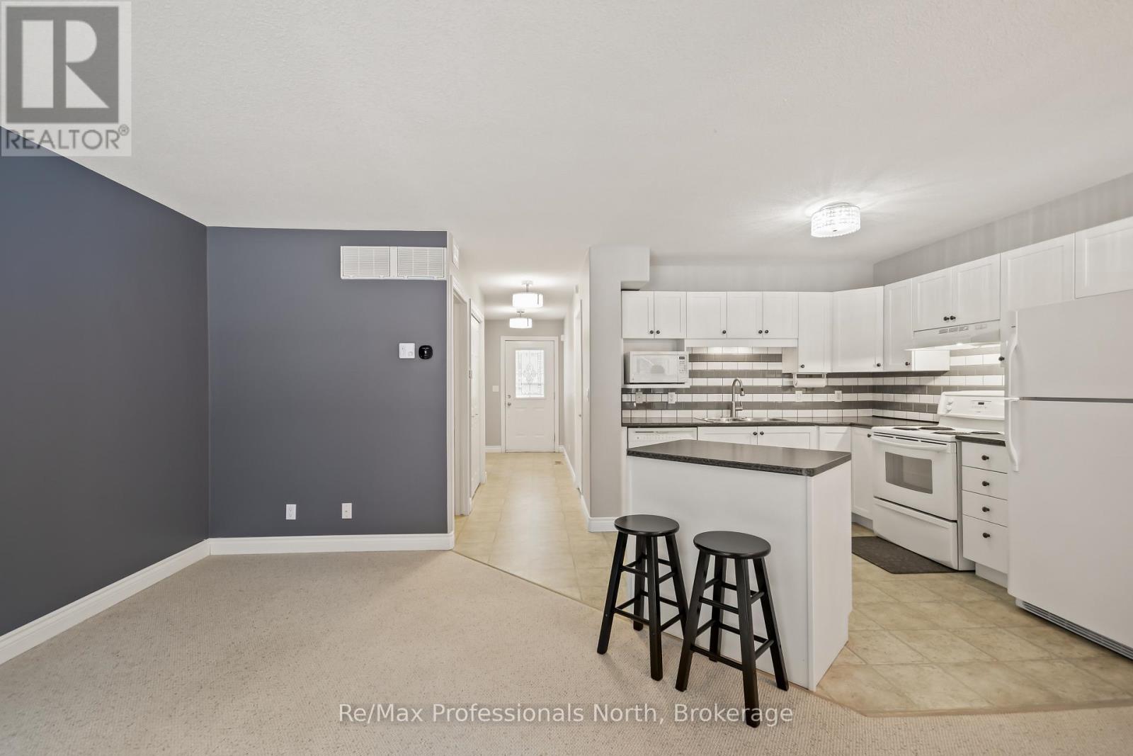 151 Pine Street, Bracebridge, Ontario  P1L 2H8 - Photo 14 - X12695566