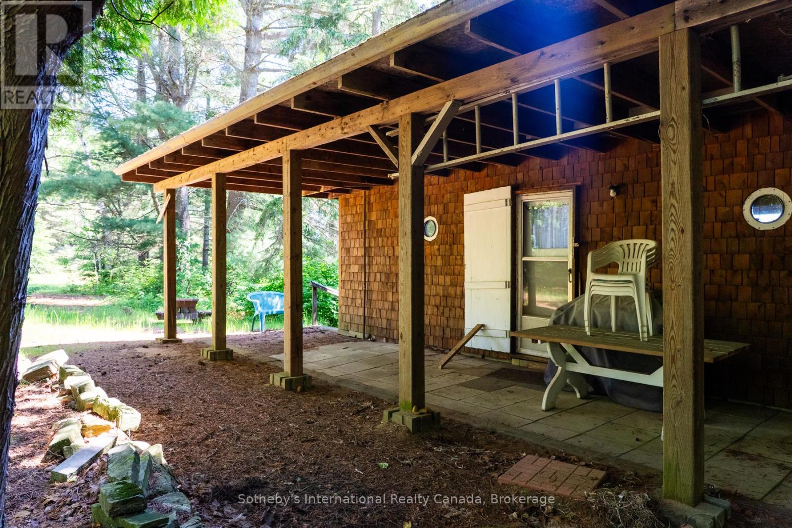 2447 South Portage Road, Lake Of Bays, Ontario  L8H 6Z4 - Photo 24 - X12696784