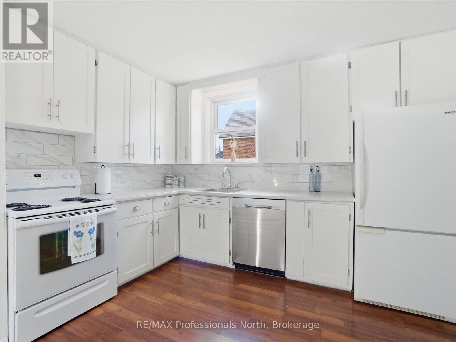 197 Dill Street, Bracebridge, Ontario  P1L 1E6 - Photo 14 - X12699030