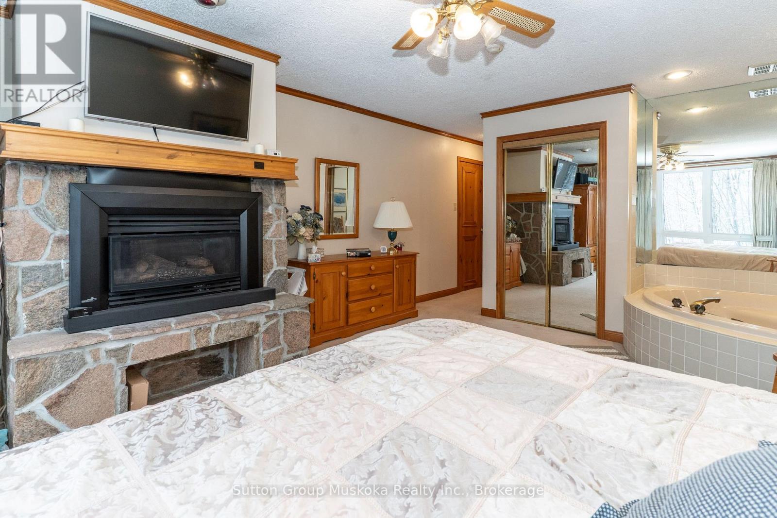 22-102 Oakridge - Deerhurst Resort Drive, Huntsville, Ontario  P1H 2E8 - Photo 19 - X12699192