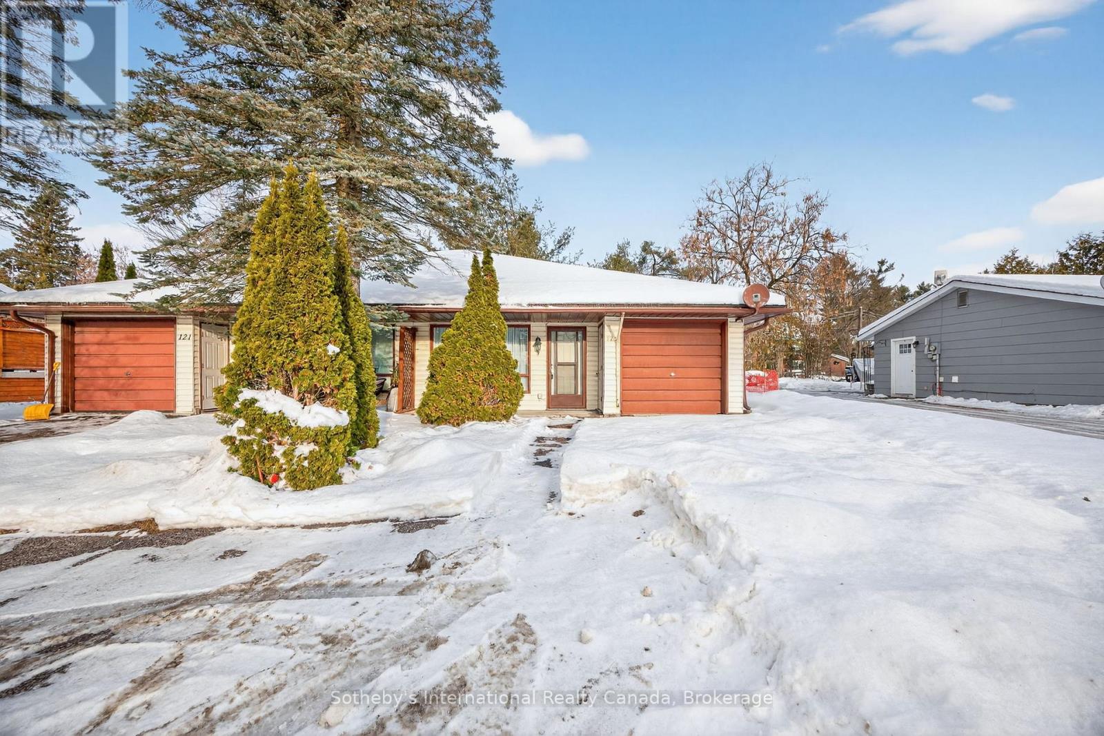 125 Taylor Road, Bracebridge, Ontario  P1L 1J5 - Photo 2 - X12699358