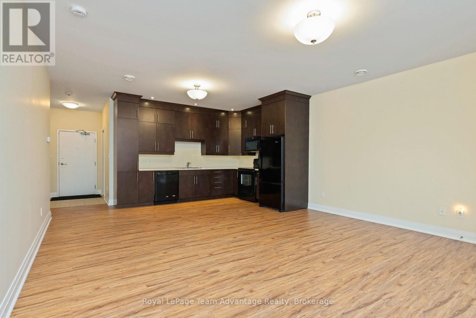 102 - 20d Silver Birch Court, Parry Sound, Ontario  P2A 0A7 - Photo 11 - X12699874