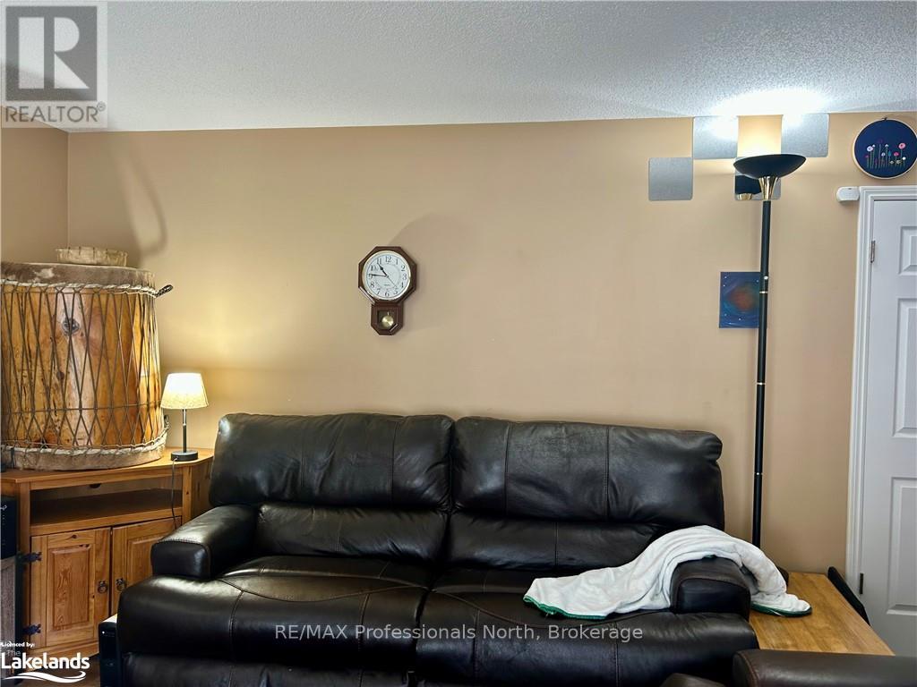 20 - 1591 Hidden Valley Road, Huntsville, Ontario  P1H 1A4 - Photo 4 - X12700132