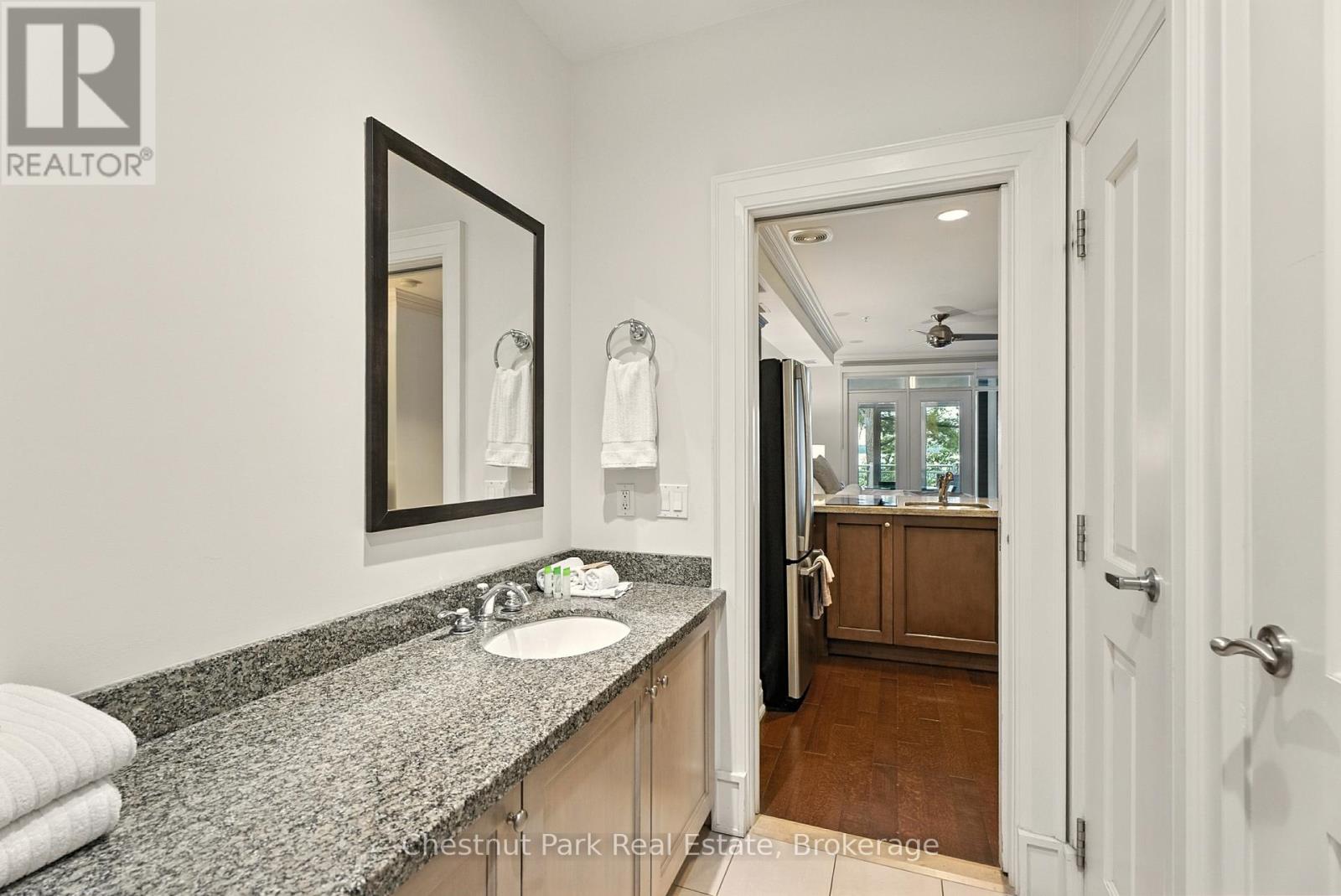 L203-C1 - 1869 Muskoka Rd 118 Road W, Muskoka Lakes, Ontario  P1L 1W8 - Photo 13 - X12701270