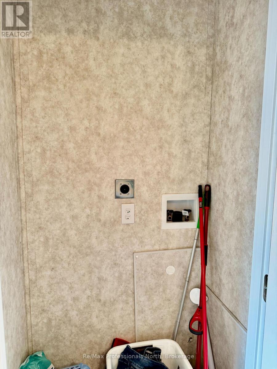 60 - 1007 Racoon Road, Gravenhurst, Ontario  P1P 0C3 - Photo 9 - X12702502