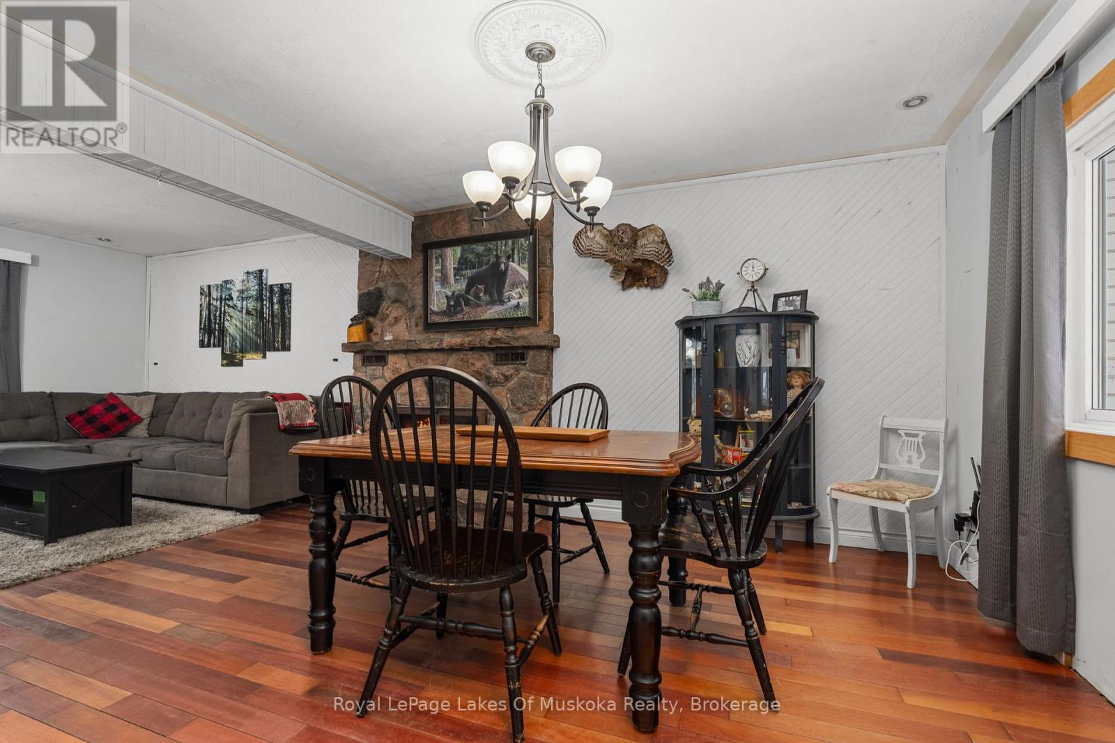 2892 60 Highway E, Lake Of Bays, Ontario  P0A 1H0 - Photo 11 - X12702616