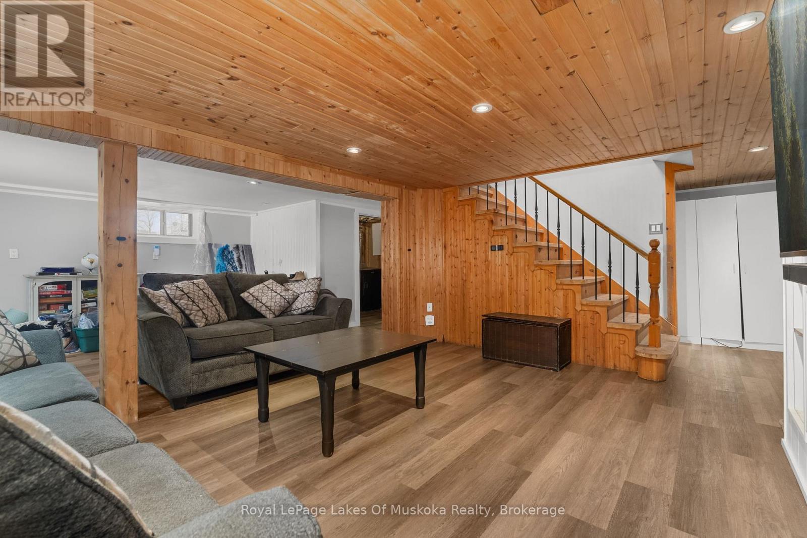 2892 60 Highway E, Lake Of Bays, Ontario  P0A 1H0 - Photo 20 - X12702616