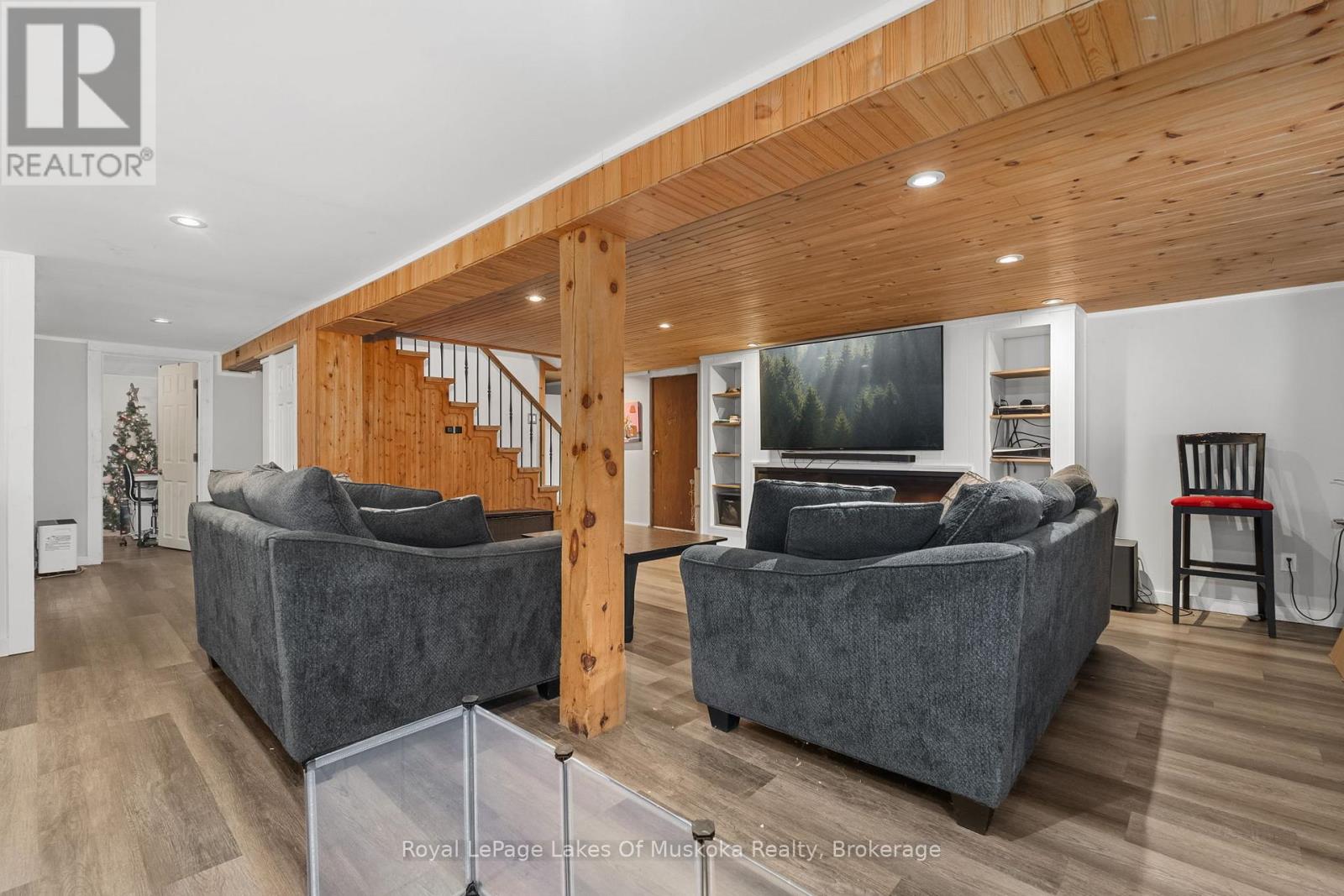 2892 60 Highway E, Lake Of Bays, Ontario  P0A 1H0 - Photo 21 - X12702616