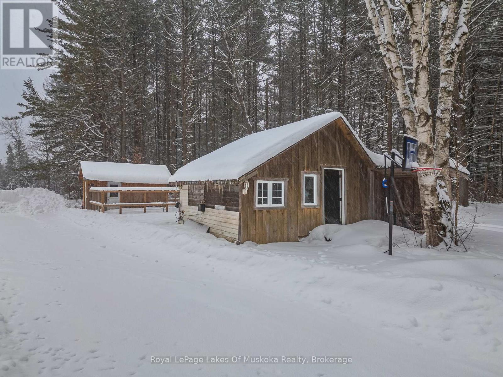 2892 60 Highway E, Lake Of Bays, Ontario  P0A 1H0 - Photo 27 - X12702616