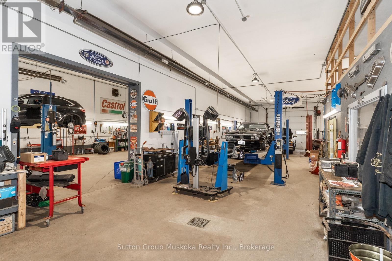 492 Old Ferguson Road E, Huntsville, Ontario  P1H 2J2 - Photo 12 - X12703714