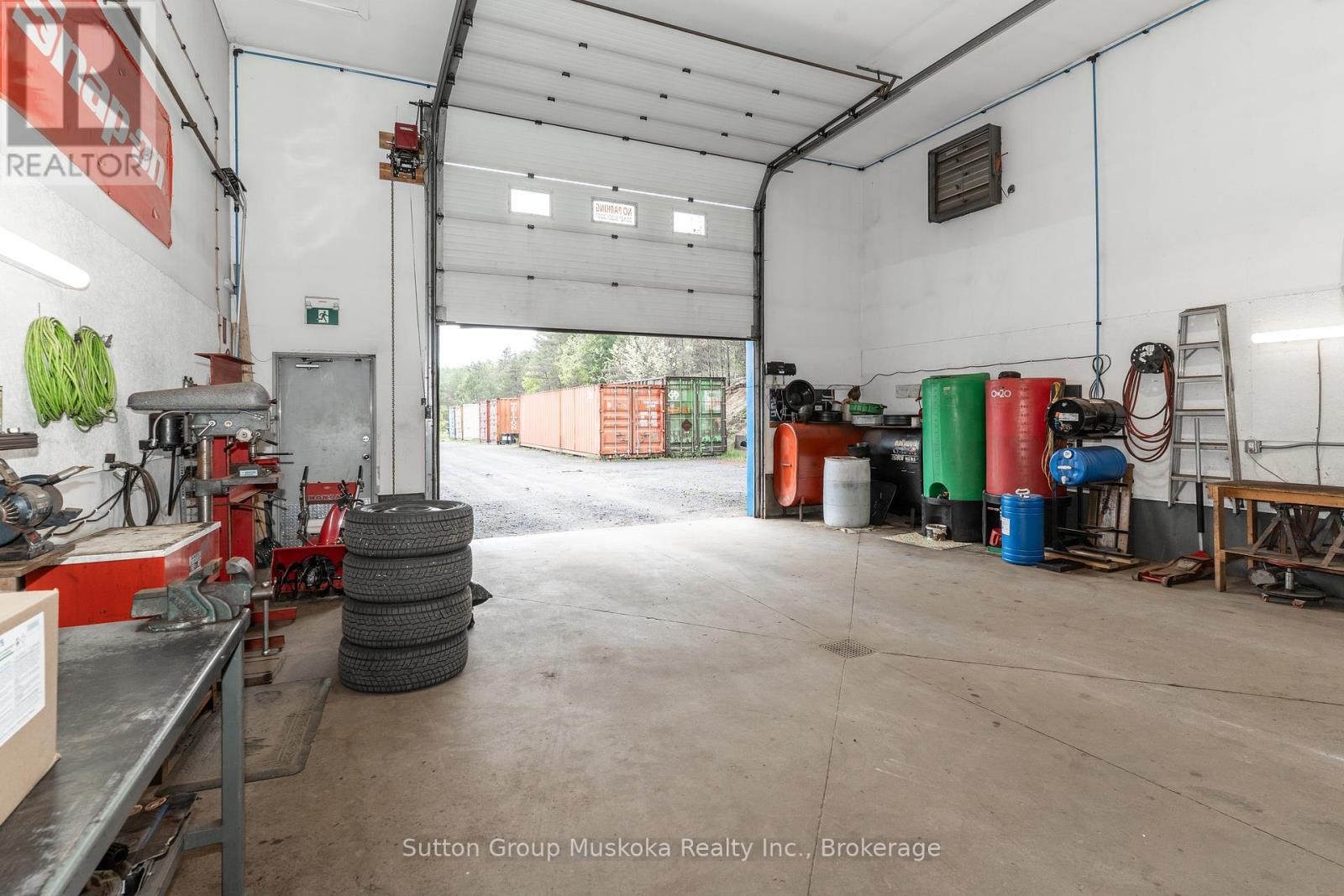 492 Old Ferguson Road E, Huntsville, Ontario  P1H 2J2 - Photo 22 - X12703714