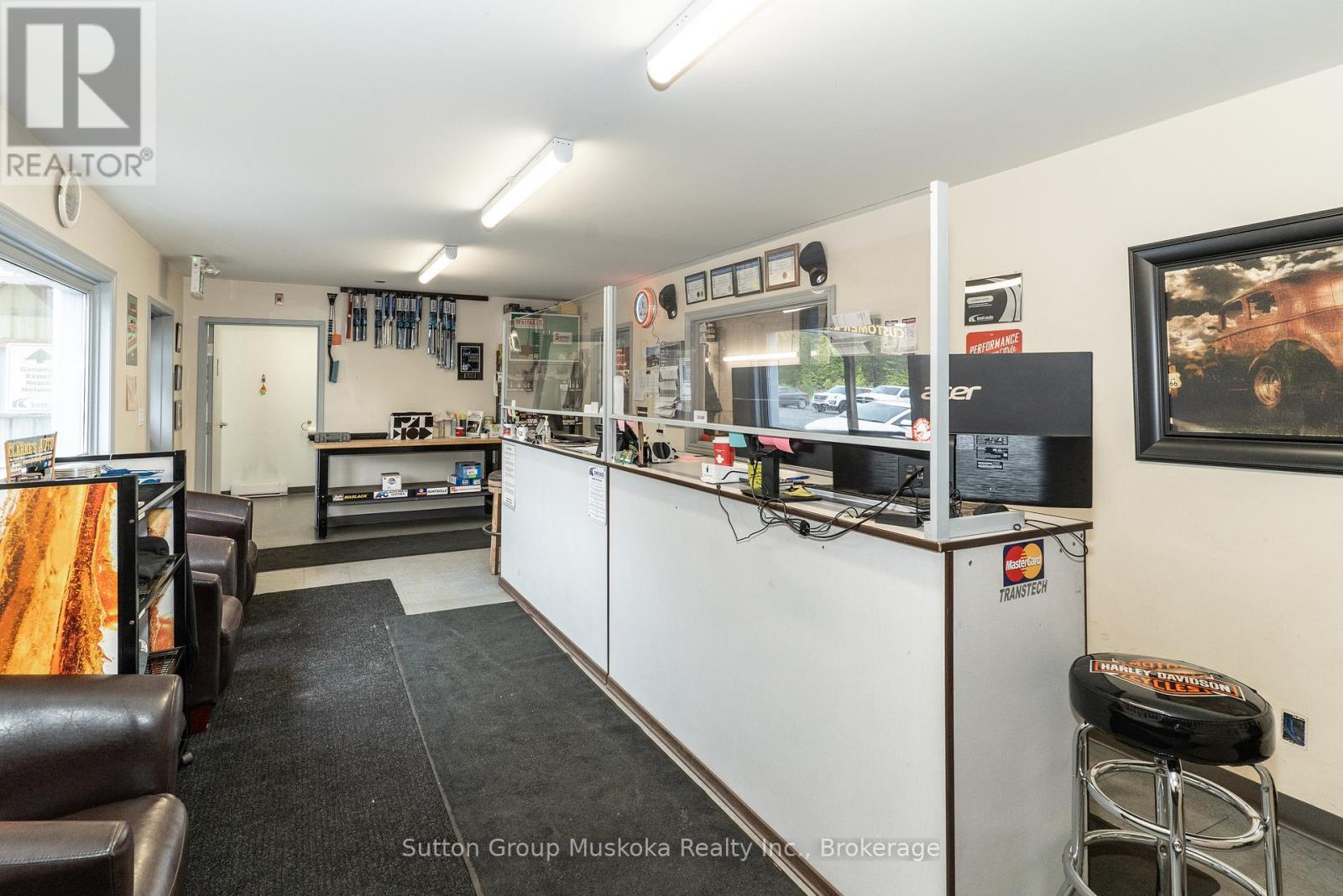 492 Old Ferguson Road E, Huntsville, Ontario  P1H 2J2 - Photo 7 - X12703714