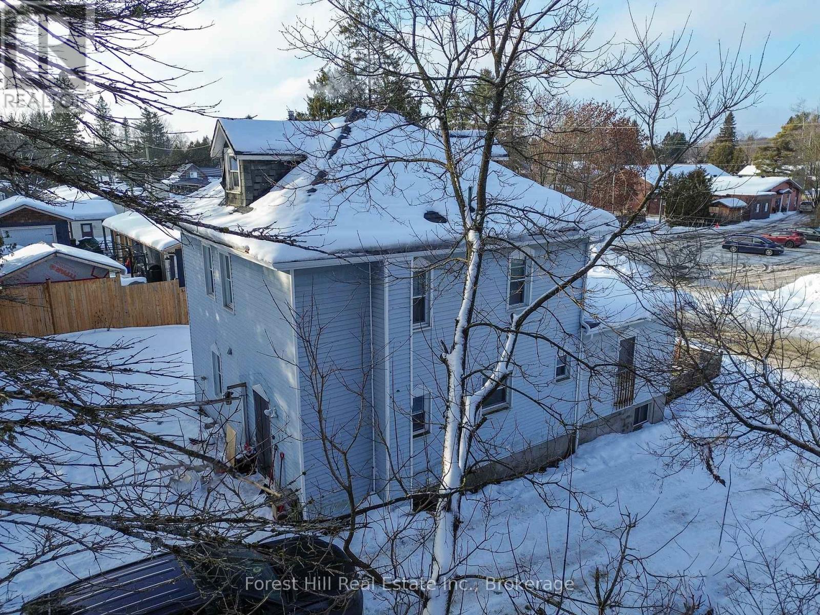 132 Richard Street, Bracebridge, Ontario  P1L 1J3 - Photo 11 - X12703960