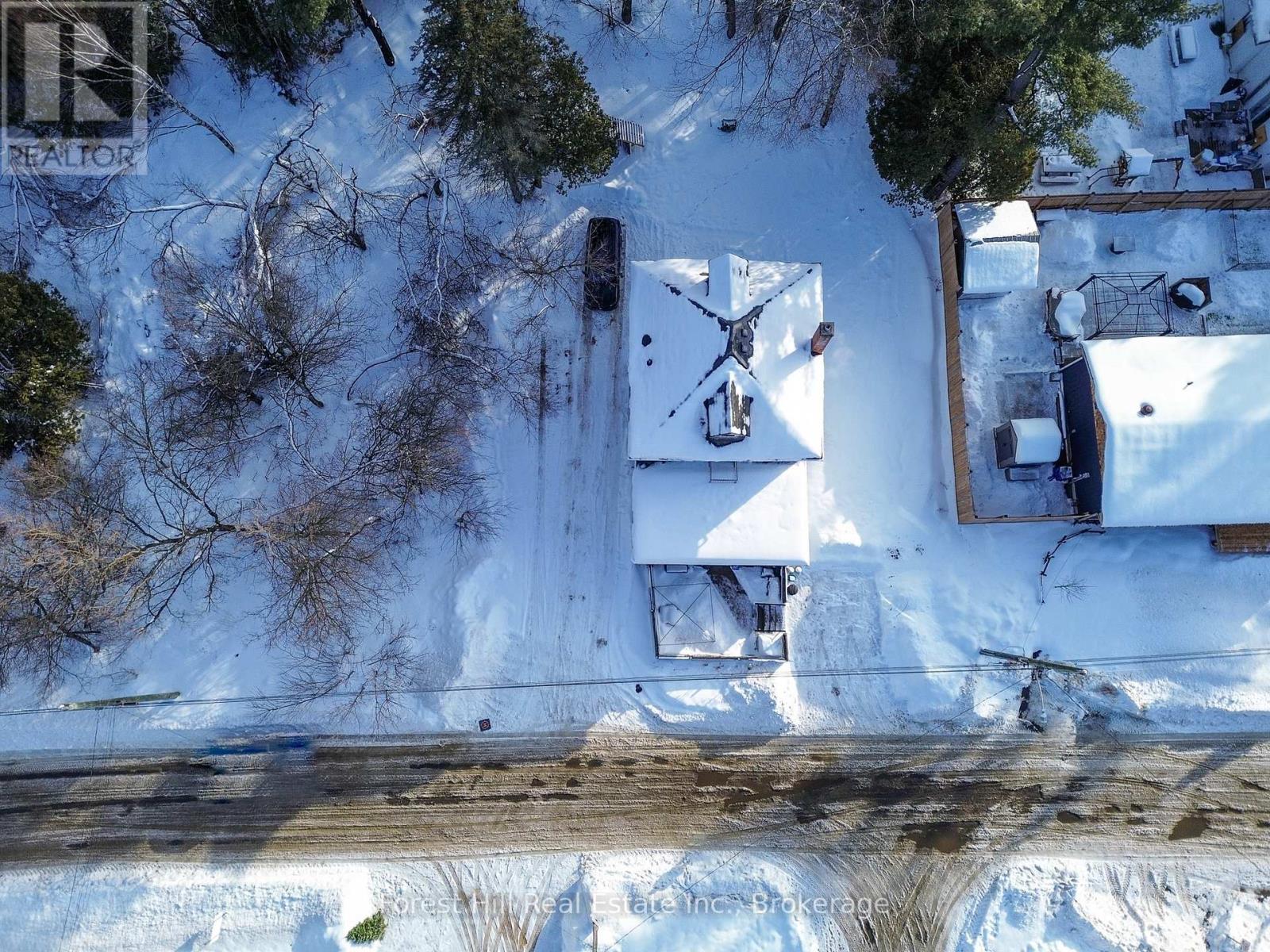 132 Richard Street, Bracebridge, Ontario  P1L 1J3 - Photo 5 - X12703960