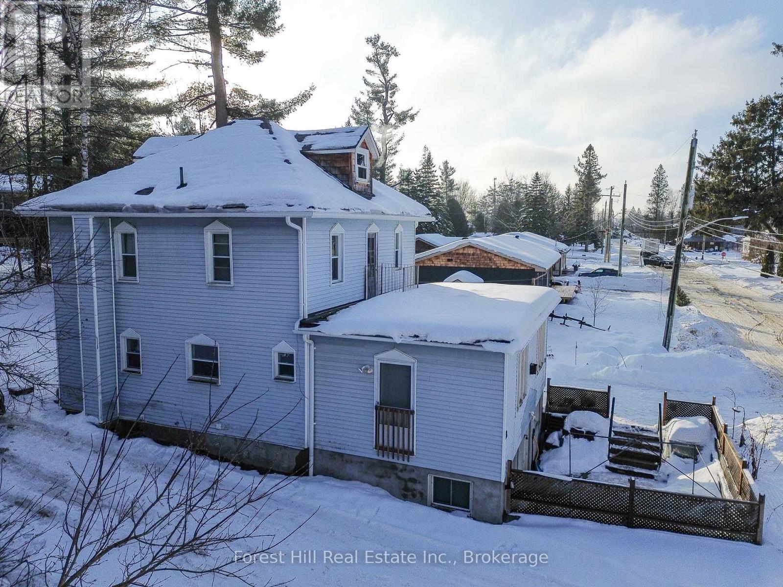 132 Richard Street, Bracebridge, Ontario  P1L 1J3 - Photo 9 - X12703960