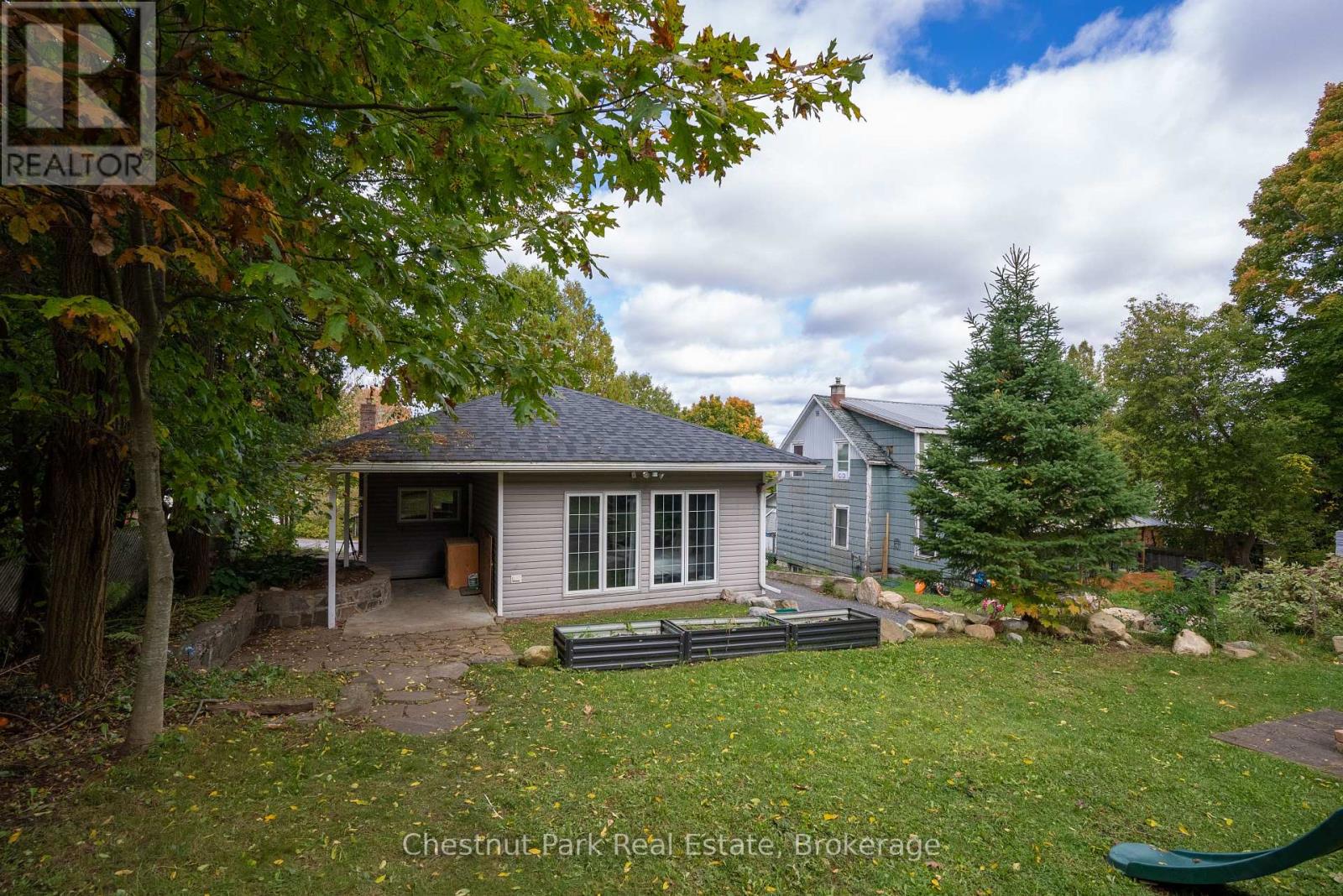 3 Cora Street E, Huntsville, Ontario  P1H 1T5 - Photo 34 - X12708090