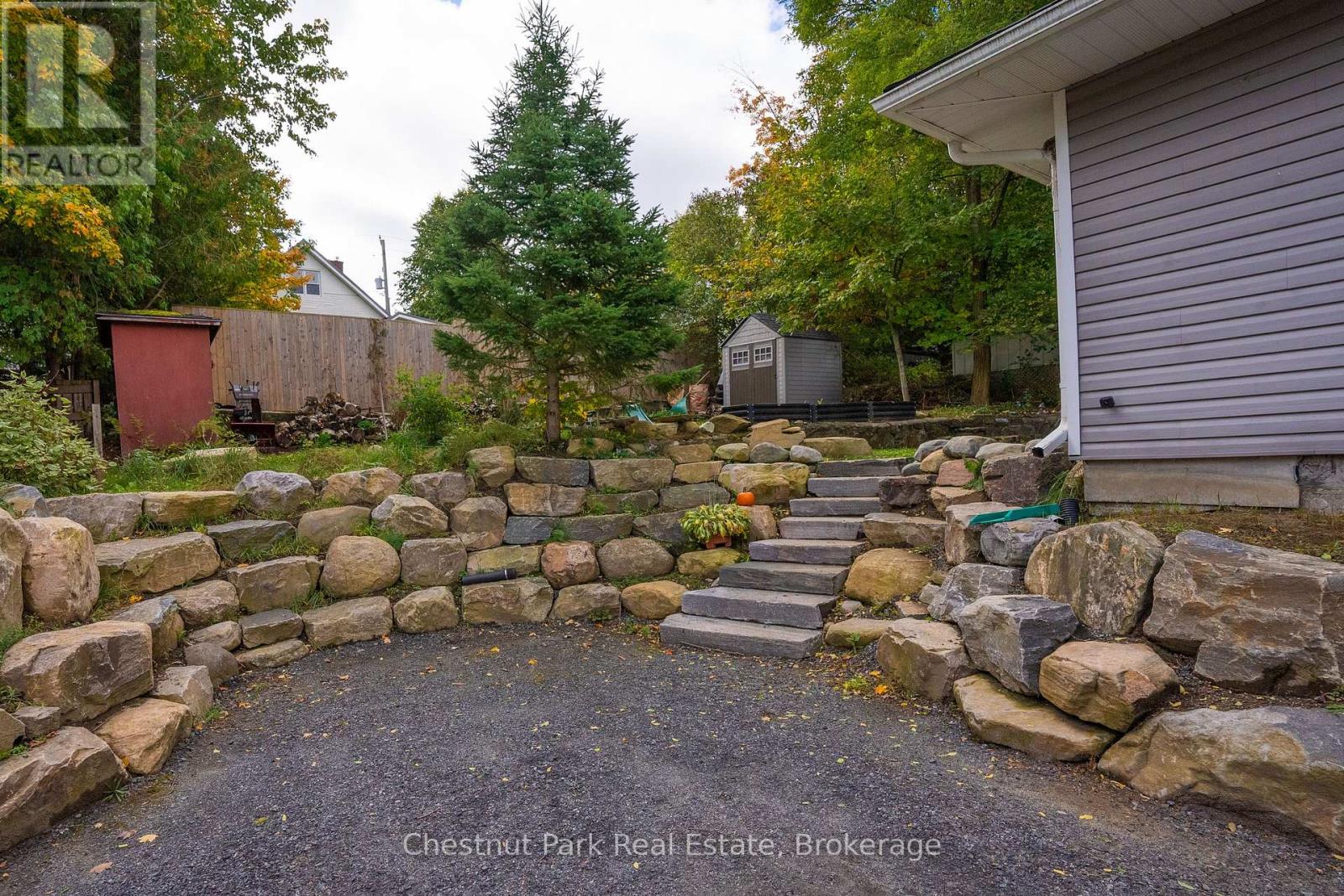 3 Cora Street E, Huntsville, Ontario  P1H 1T5 - Photo 37 - X12708090