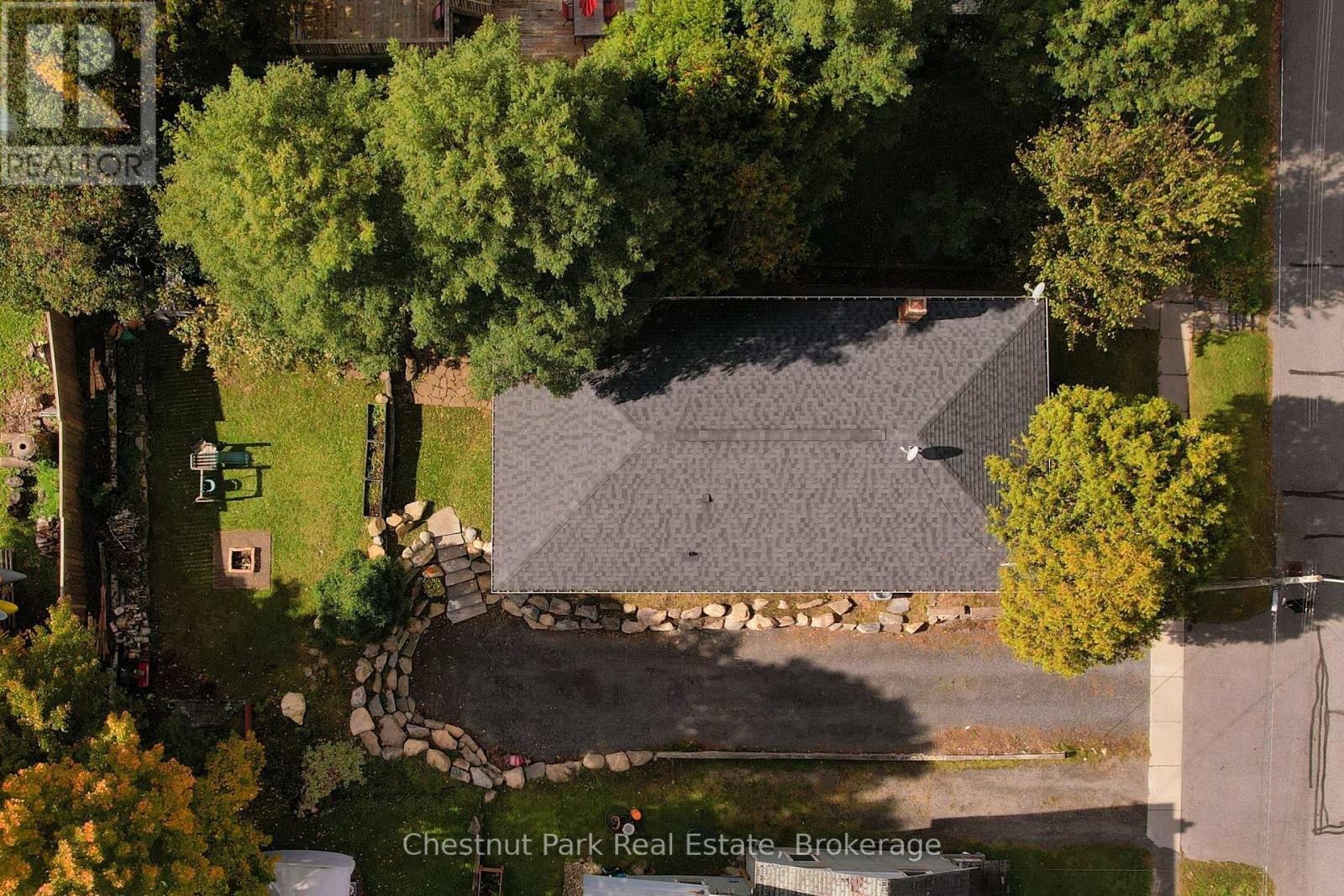 3 Cora Street E, Huntsville, Ontario  P1H 1T5 - Photo 40 - X12708090